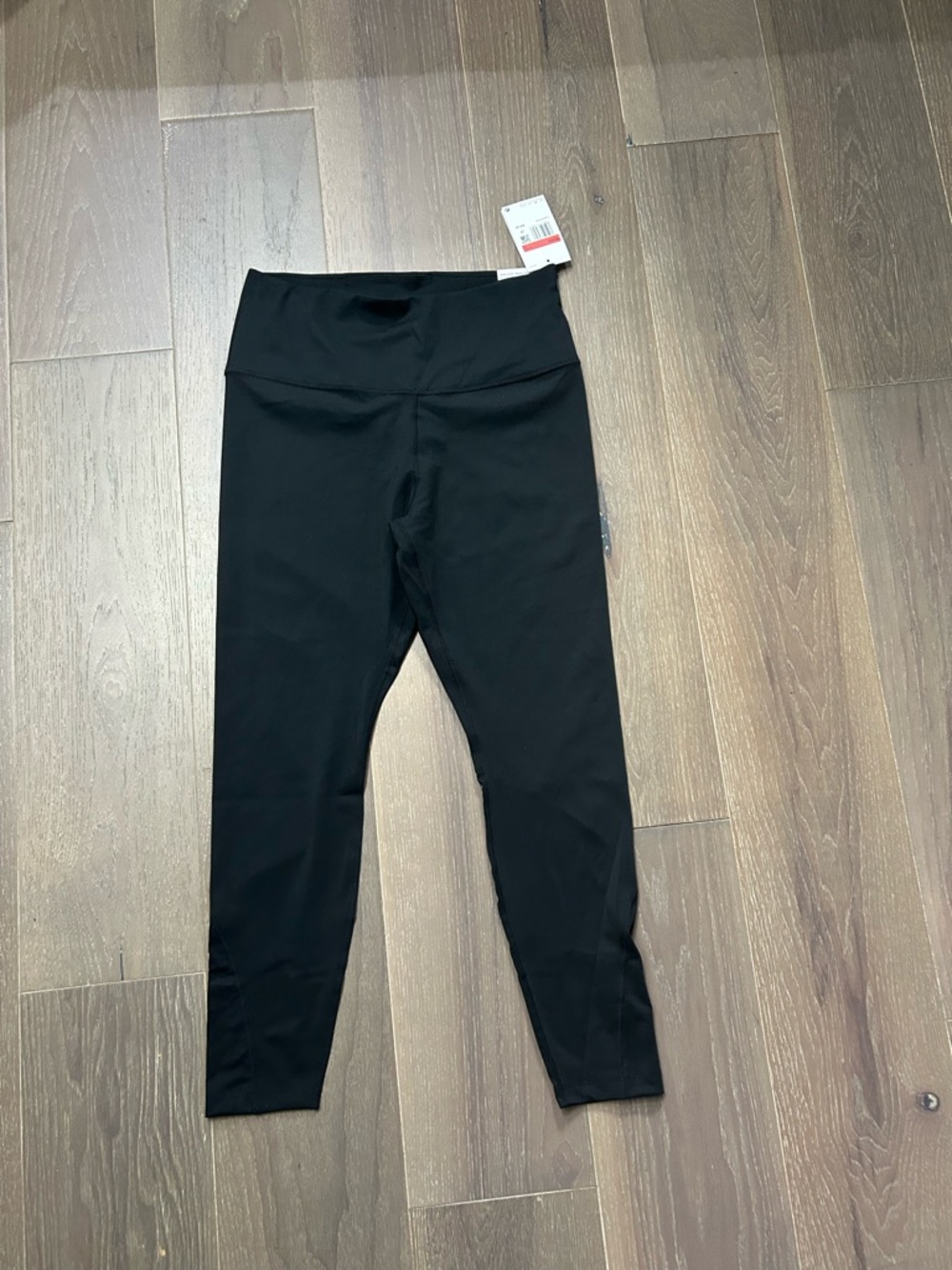 Women’s Nike one high waist Yoga pants. NWT lg - Picture 2 of 3